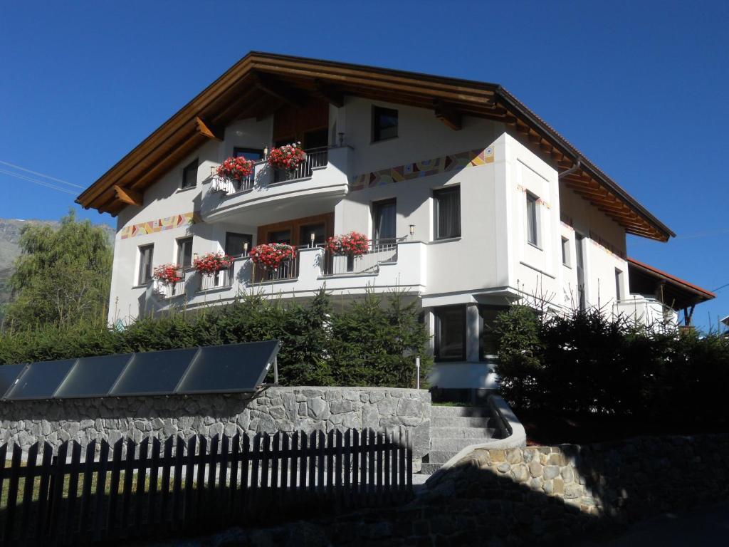 Apart Alpen Royal Nauders Zewnętrze zdjęcie